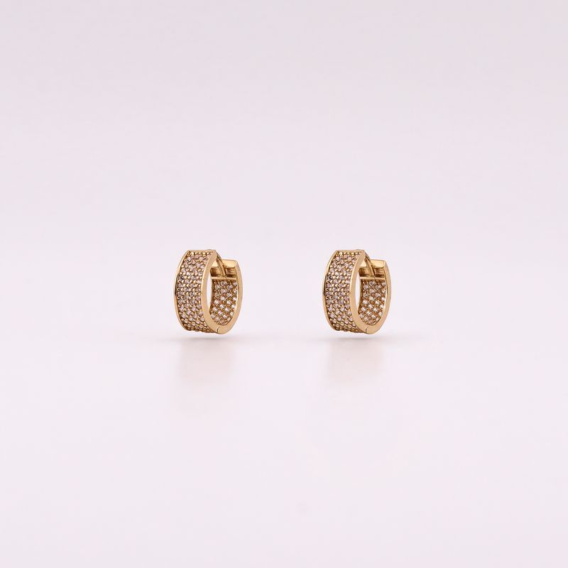 Aretes Huggie Con Piedras Blancas 14k 3.2g