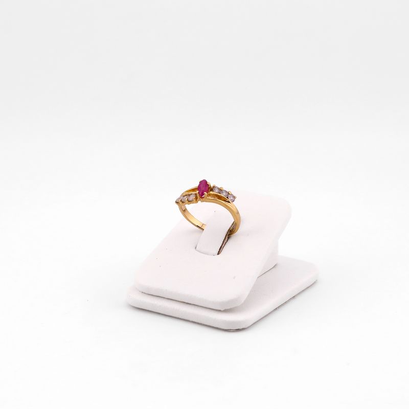 Anillo C/p Roja 14k 2.6g #6