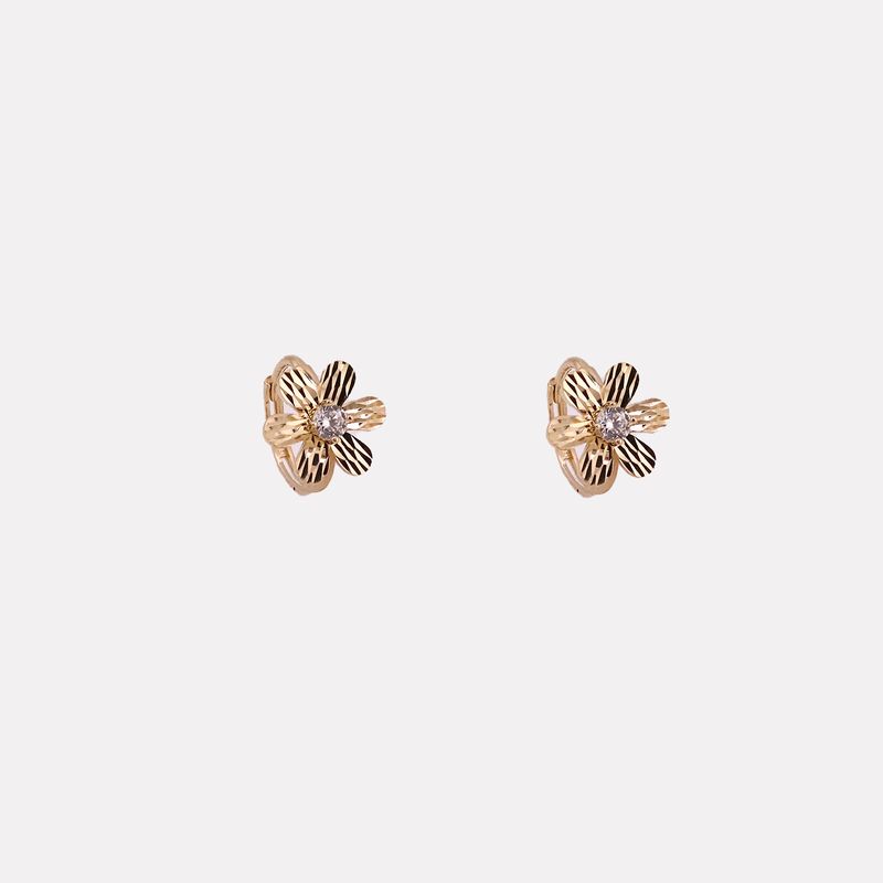 Aretes Huggies Flor C/p Bcas 14k 2.2g
