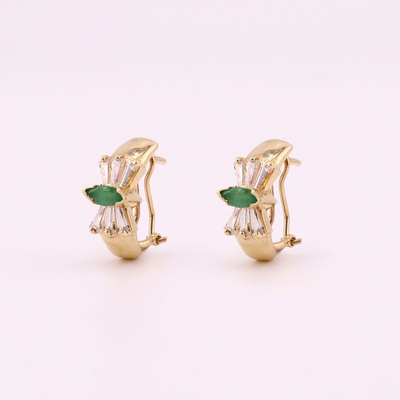 Aretes C/p Verdes Y Bca  14k 4.8g