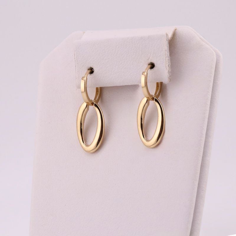 Aretes Huggies Ovalo 10k 2.2g