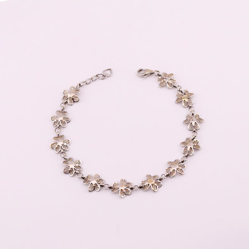 Pulso Flores Bco. 14k 6.6g 18cm