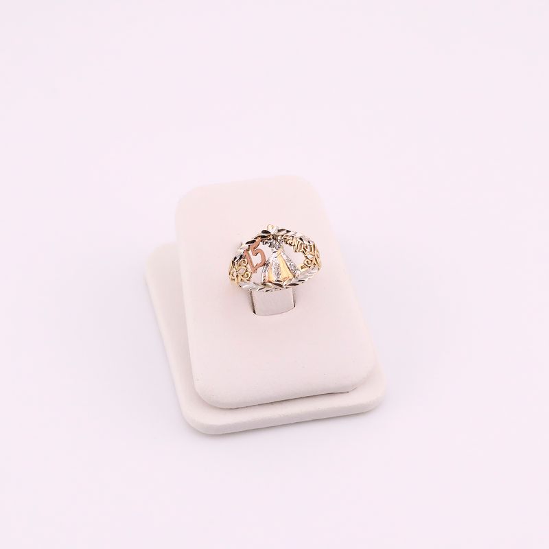 Anillo 15 Años  10k 1.2g #6.5