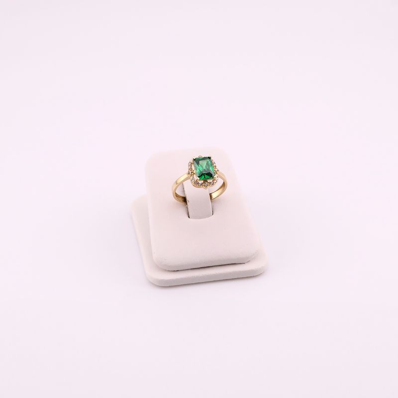 Anillo C/p Esmeralda 14k 2.3g  #6.5
