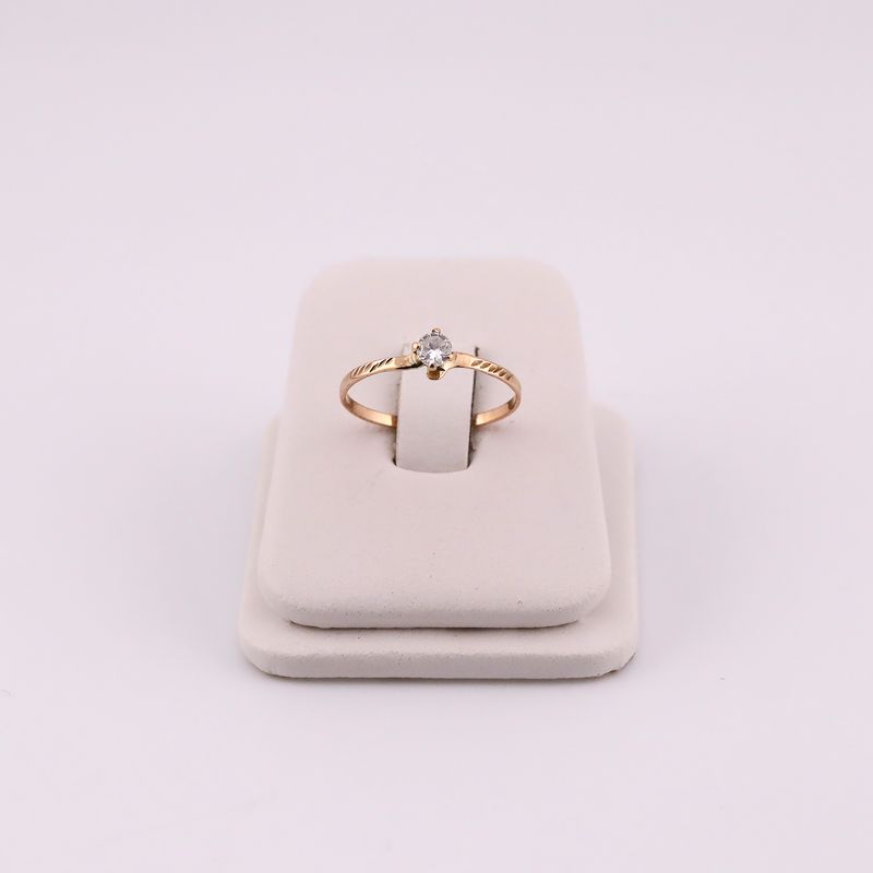 Anillo C/p Bca. 10k 0.8g #6.5