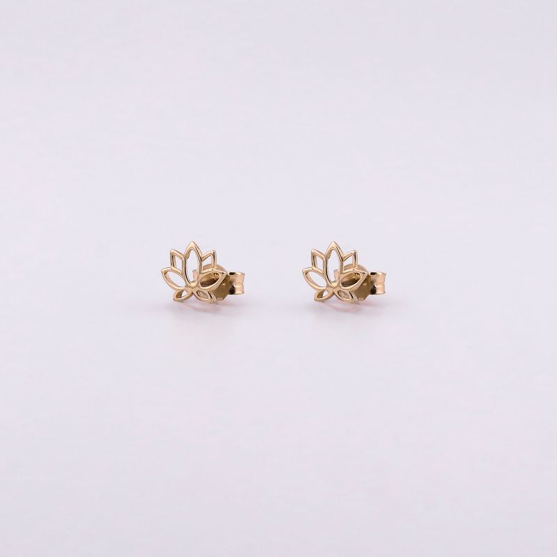 Aretes Flor De Loto  10k 0.7g