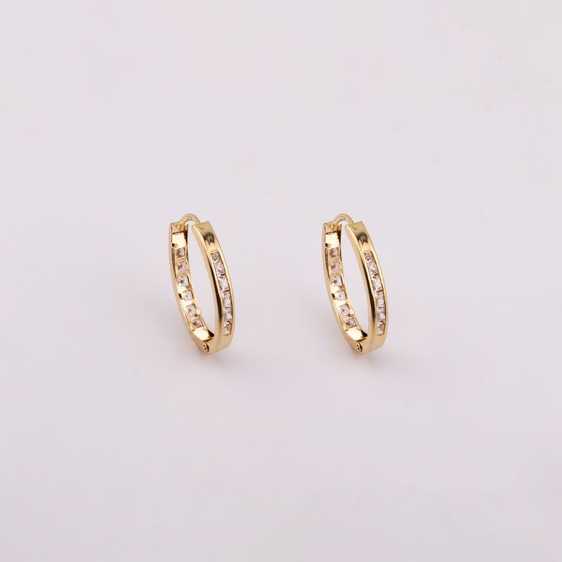 Aretes Huggies Ovalo C/p 14k 1.9g