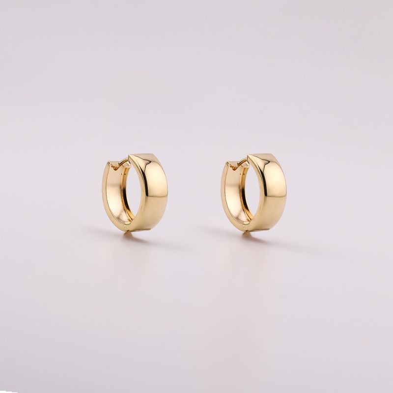 Aretes Huggie Ancho Liso  14k 2.4g
