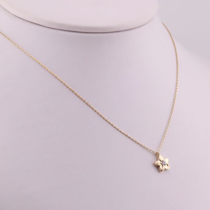 Gargantilla Flor/cp 10k 2g