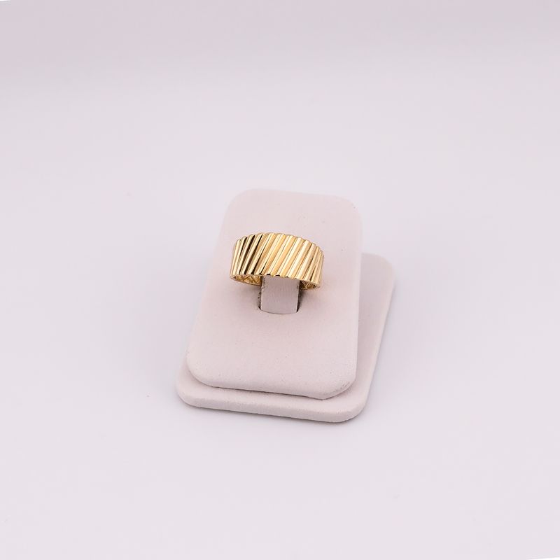 Anillo Lineas Liso 14k 1.8g #6.5