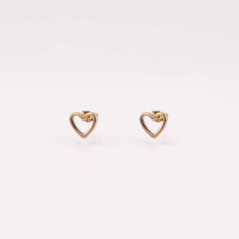 Aretes Corazon Silueta 14k.  1.1g