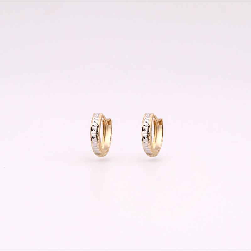 Aretes Huggies Medio Diseño Diam. 14k 1g