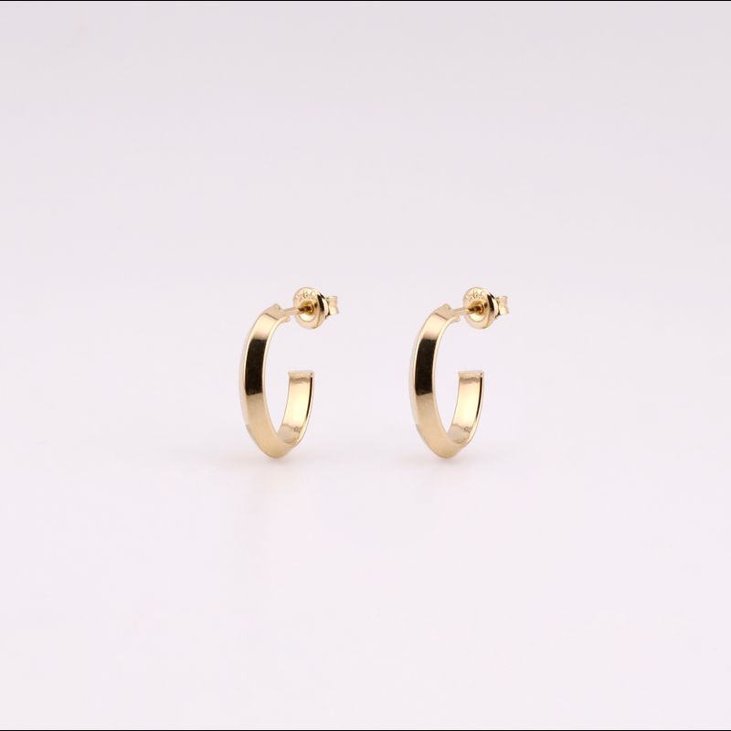 Aretes Tubo Triangulo 14k. 1.7g