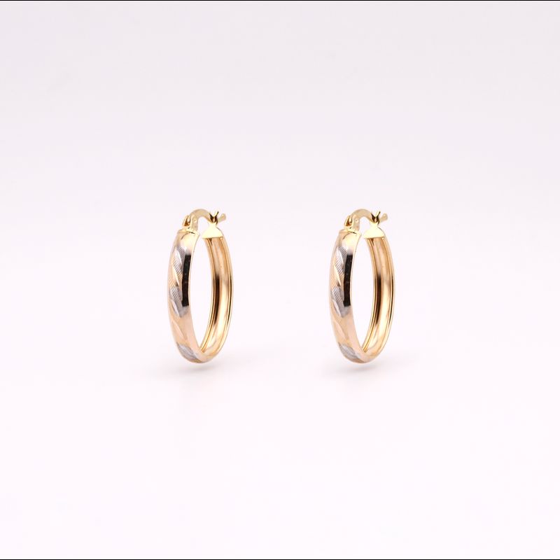 Arracadas Ovalo Dimant.tnos 14k 2.7g