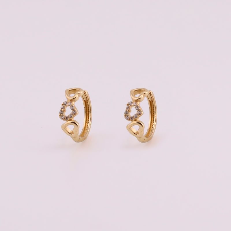 Aretes Huggie  Corazon  C/p 14k 2.3g