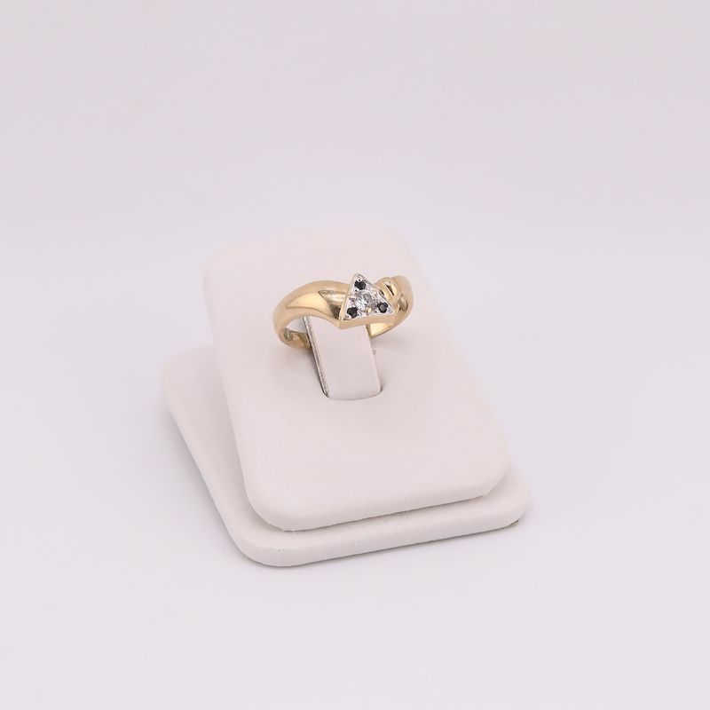 Anillo Triangulo C/p 14k 2.9g #6.5