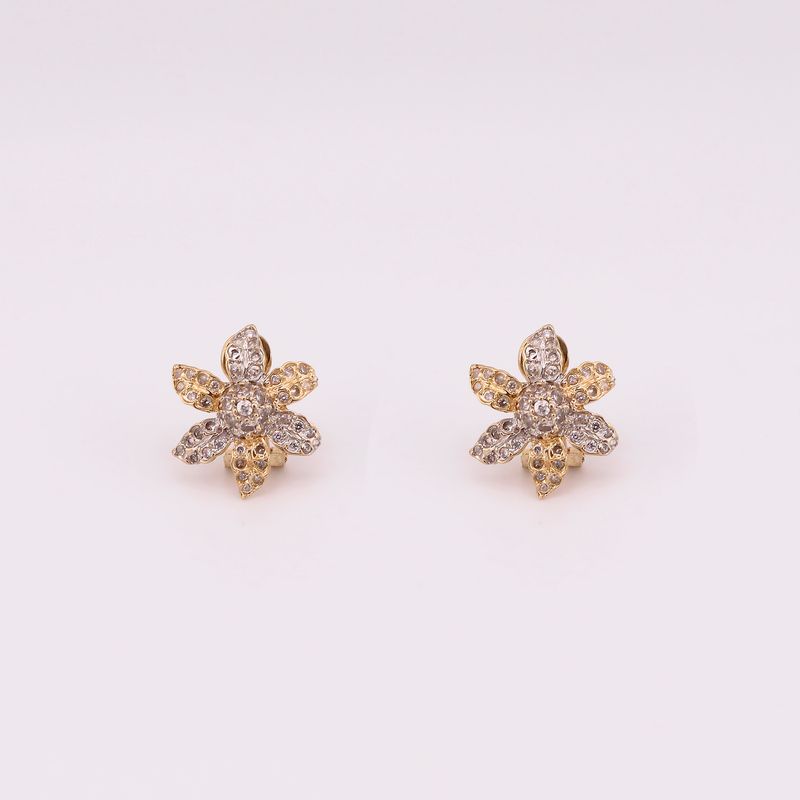 Aretes Flor C/p Ama. 14k 5.4g