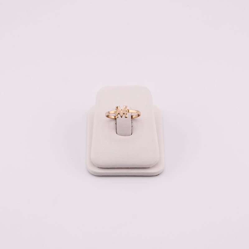 Anillo Letra "m" 10k 1g #6.5
