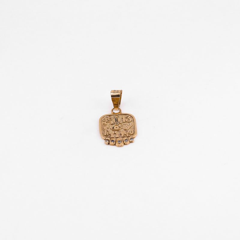 Dije Suerte 14k 2.6g