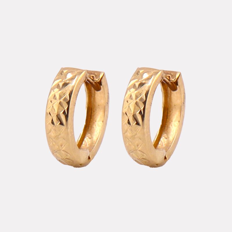 Aretes Huggies Facetados 10k 0.9g