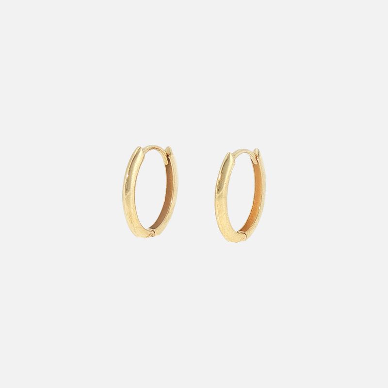 Aretes Huggies Ovalo Lisos 14K 1.6g